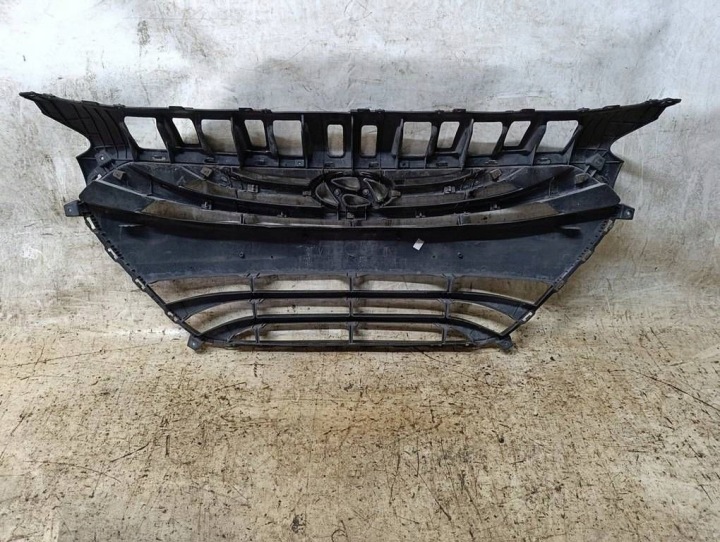 фото №6, Hyundai i30 ii 12-16 центральна решітка бампера перед 86351-a6010