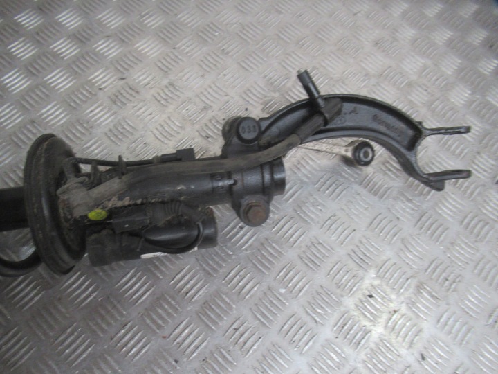 фото №13, Амортизатор перед правое левое audi a4 a5 rs4 rs5 8k0412020 8k0412019 drc