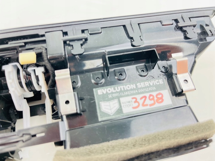 фото №13, Центральный, средний воздуховод панели распределительной porsche macan 95b819110 e g0e