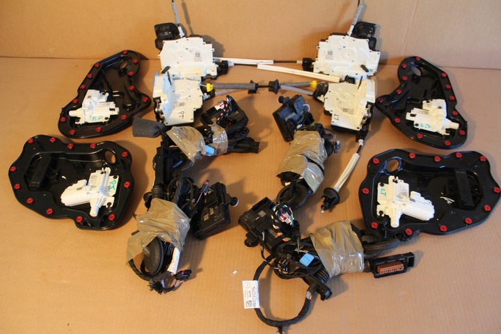 фото №2, Замки натяжители доводчик комплект audi a8 d5 4n