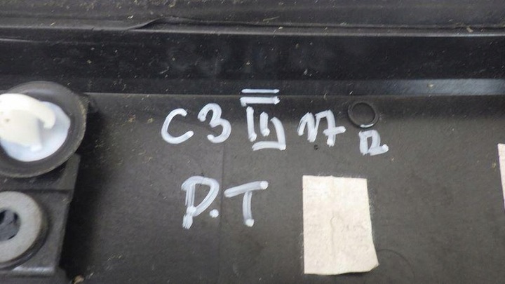 фото №9, Треугольник защита крыльев правые зад citroen c3 iii 9813324280