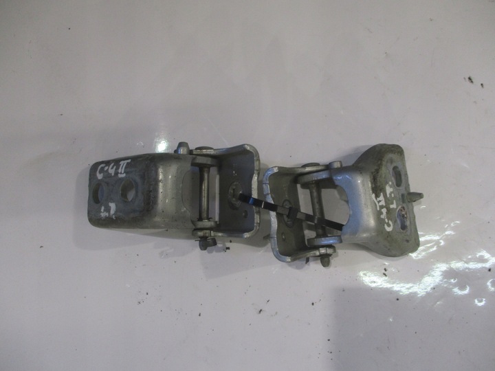 фото №1, Петля петли дверь перед переднее левый комплект citroen c4 ii ezr