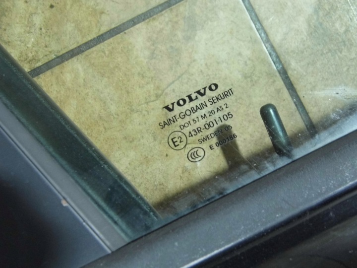 фото №3, Volvo v50 s40 ii 2.0d 05' стекло правые перед