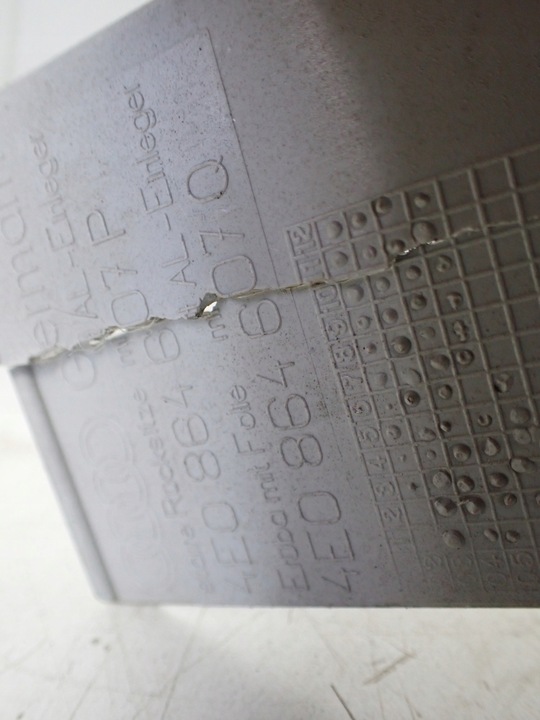 фото №12, Обшивка стойка левый зад audi a8 s8 d3 5.2 короткая 4e0864607q