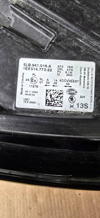 фото №8, Skoda enyaq лампа правые перед полный led 5lb941016a