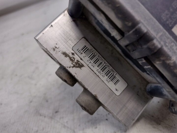 фото №13, Насос abs chrysler voyager iv 2,8 crd 110 kw 150 km p04721428af