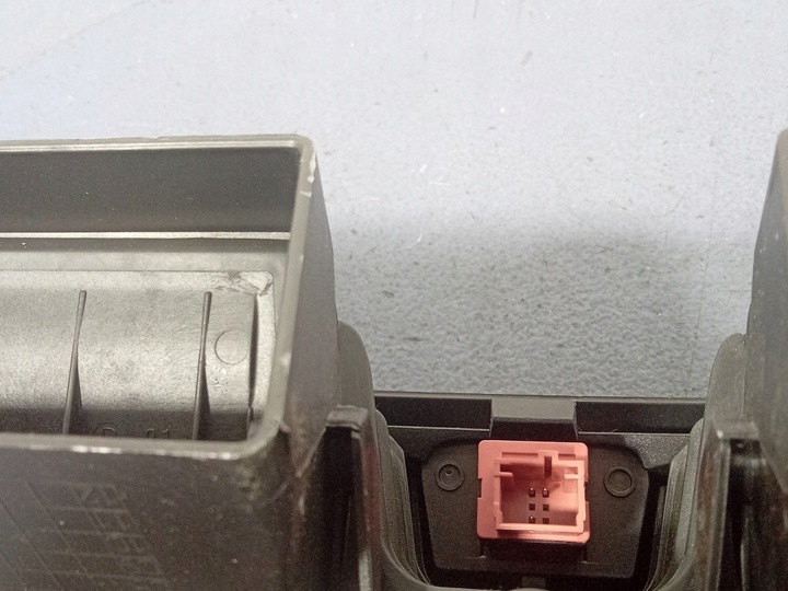 фото №6, Citroen c4 grand picasso i решітка повітропровід рамка радіо 96821139zd