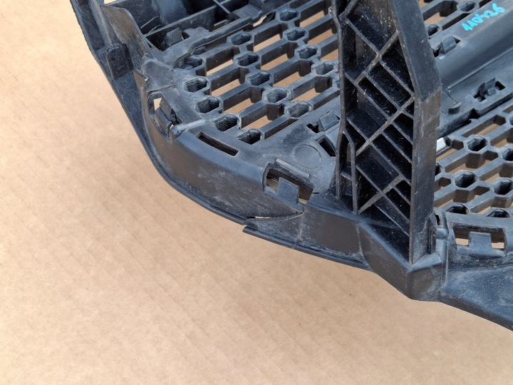 фото №11, Mercedes cla w117 рестайлинг решётка радиатора решётка радиатор эмблема хром a117880300