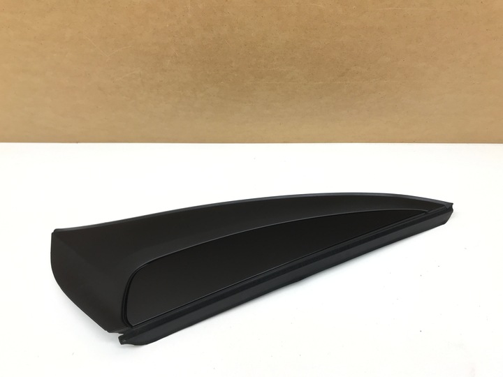 фото №1, C4 picasso ii рестайлінг трикутник заглушка крила праві