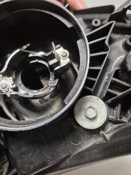 фото №9, Опис !!! лампа праві перед фара ксенон eu toyota avensis t25 рестайлінг 2006-