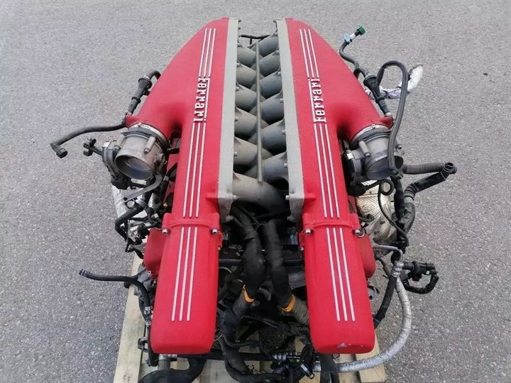 фото №8, Ferrari f12 berlinetta f140fc v12 6.3l 730hp двигун комплектний