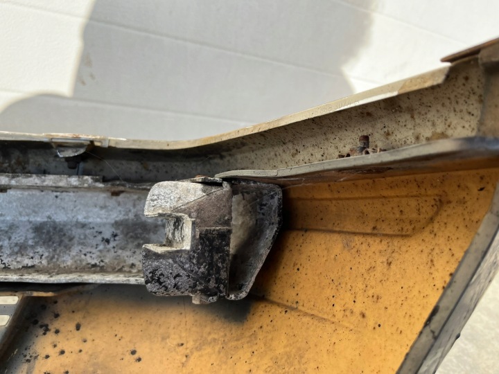 фото №12, Комплектний бампер перед передній mercedes w126 1 seria 1979-1985 1268851225