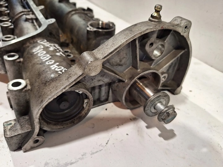 фото №9, Вали розподільний вал кришка 504010018 iveco daily 2.3 hpi 99-