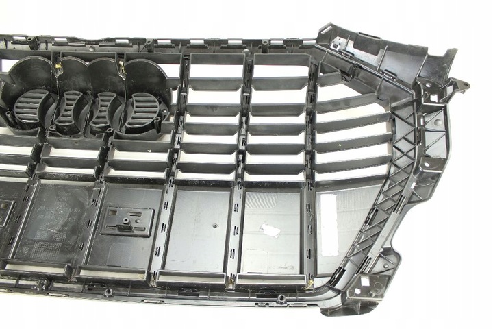 фото №11, Решітка решітка радіатора audi q3 ii чорний 2018- 83a853651b