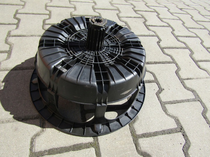 фото №5, 2 mercedes w210 корзина крышка защита na колесо запасное + винт крепежная