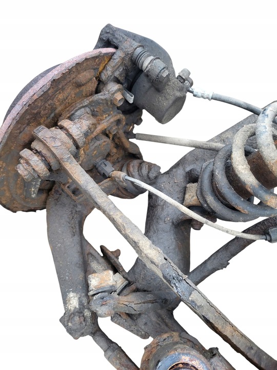 фото №5, Балка подвешивание зад toyota avensis t25 универсал комплект