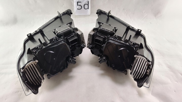 фото №13, Bmw e90 e91 рестайлінг lci ксенон лівий праві динамічний крутильні лампа фара