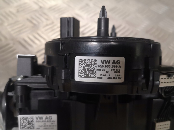 фото №9, Vw passat b8 подрулевые рычаги лента 3q0953521r