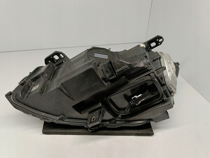 фото №9, Mercedes benz a-klasa w176 рестайлинг 15- лампа правая перед полный led a1769069000