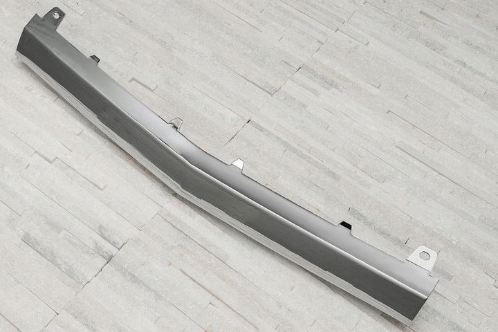 фото №7, Mercedes c-class w205 14-18 хромированная планка бампера средняя a2058851574