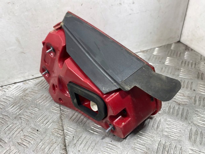 фото №6, Audi a8 s8 d4 4h 2012 лампы задней крышки багажника 4h0945093a