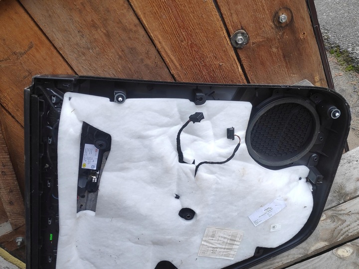 фото №8, Обивка боковина дверь правые зад задний volkswagen touareg iii 760839114