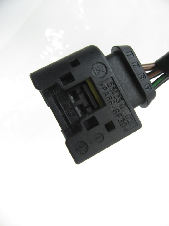 фото №11, Штекер разъём двигатель дворник bmw e60 e61 e70 e81 e87 e90 e91 4 контакты