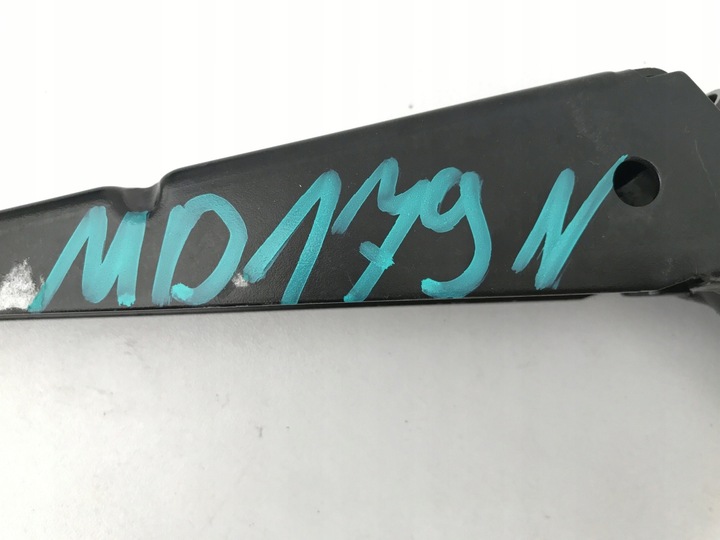 фото №15, Оригінальний петля кришки багажника mercedes a2047500528 | 2047500528