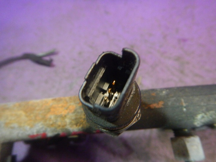 фото №3, Citroen c5 i 01-04 2.0 hdi rhz планка вприскувальний 0445214019