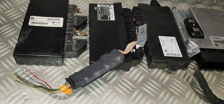 фото №10, Bmw e60 e61 3.0 d m57n2 300km набор стартовый компьютер двигателя cas 8509035