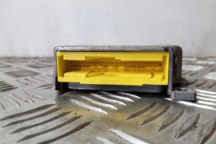 фото №1, Модуль подушка безпеки audi a4 8d2, b5 8d0959655l 2.5l дизель 110kw 2000