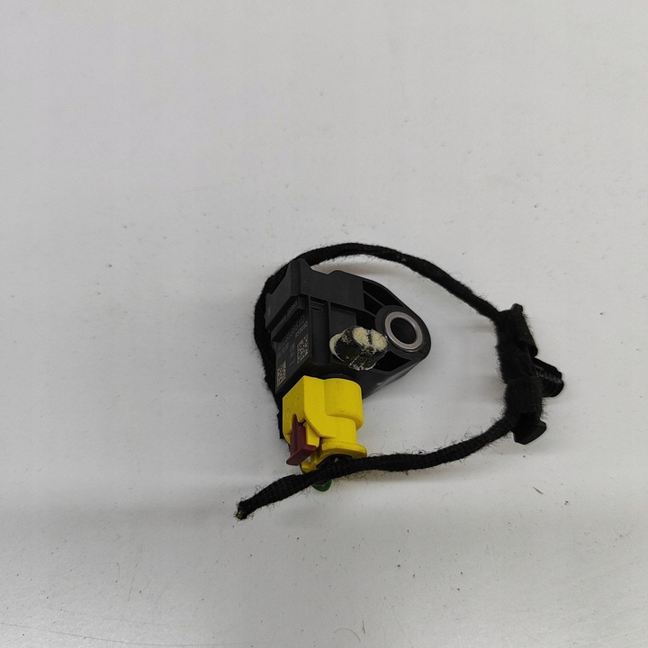 фото №5, Audi q8 2023 зад сторона ліва датчик удару подушка безпеки