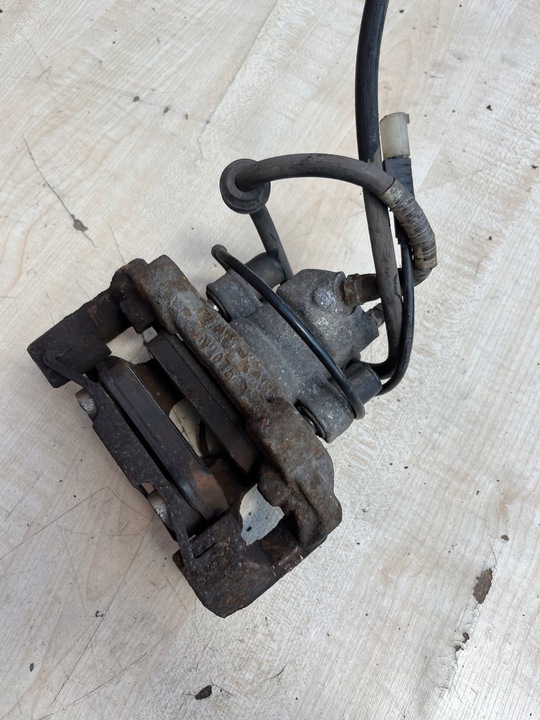 фото №9, Mercedes ml w164 05-11 3.0 cdi суппорт тормозной pt