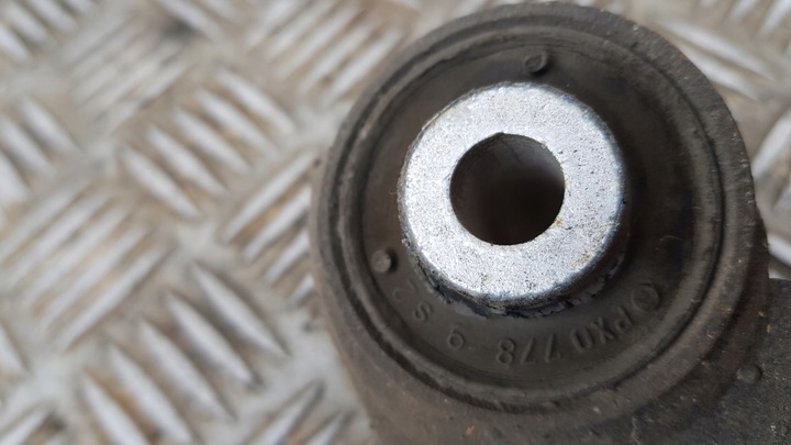 фото №11, A6 c5 passat b5 рычаг зад quattro левый правые