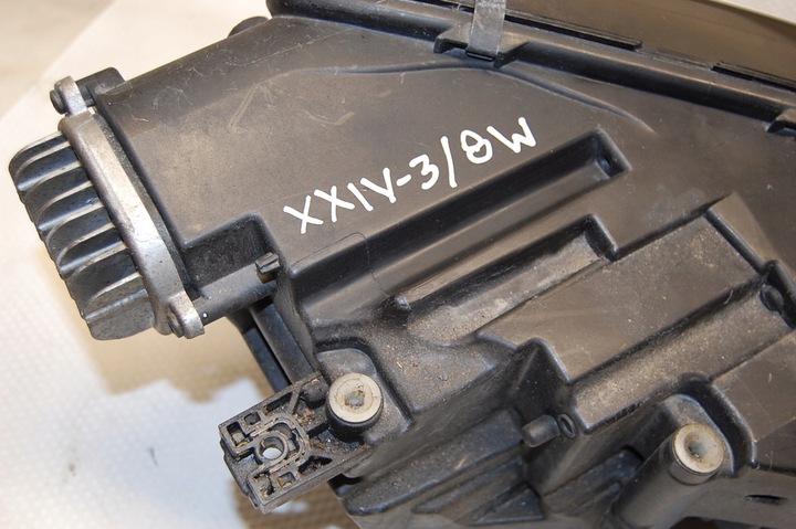 фото №10, Audi a4 b9 led 2015-2019 8w0941033 лампа ліва nieuszkodzona не відновлена