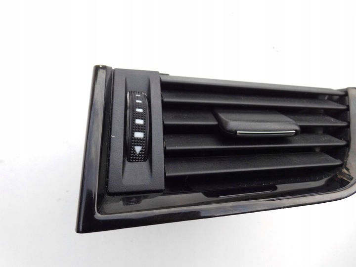 фото №2, Решітка повітропровід 5e0819701 skoda octavia iii 5e ліва оригінал