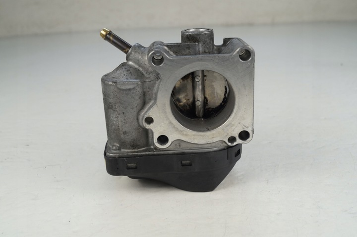 фото №11, Golf iv дроссельная заслонка газа 1,4 16v 036133062 axp