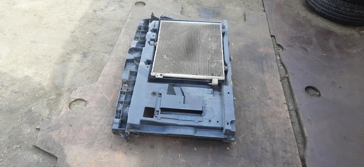 фото №6, Передняя панель радиатор 1.2 vti citroen c3 iii 9674813580