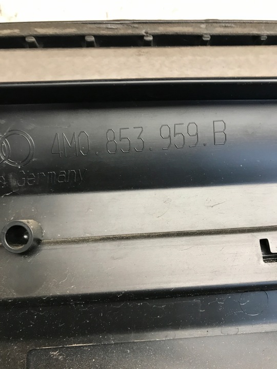 фото №4, Audi оригінальний номер 4m0853959b планка двері передня l