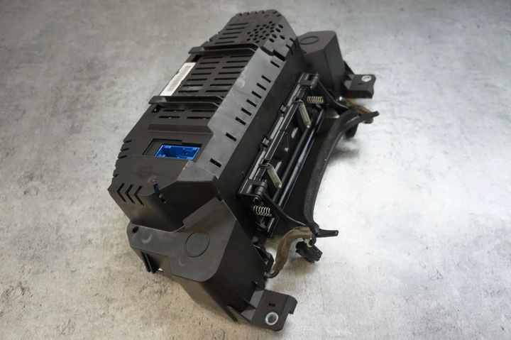 фото №9, Audi a8 d3 рестайлінг 4.2 спідометр  прилади європа