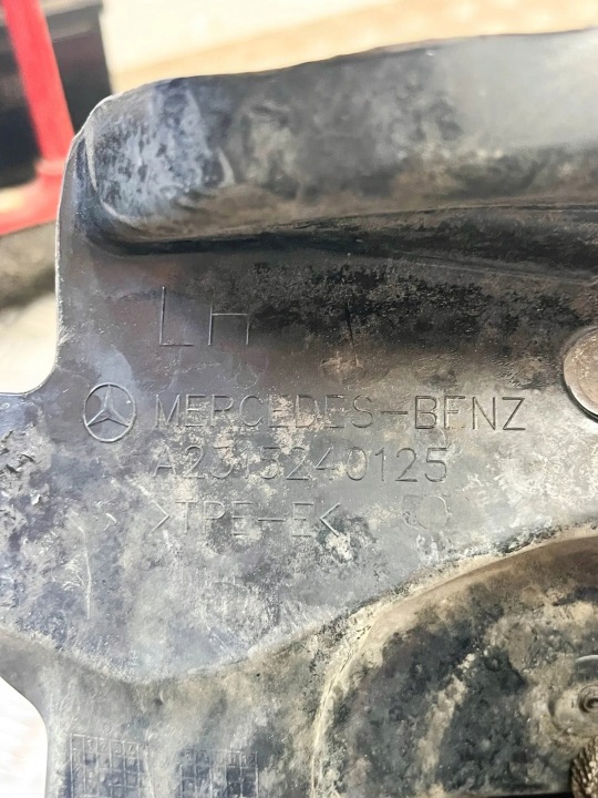 фото №8, Другие запчасти кузов mercedes-benz sl r231 2315240125 30657727 4.7l