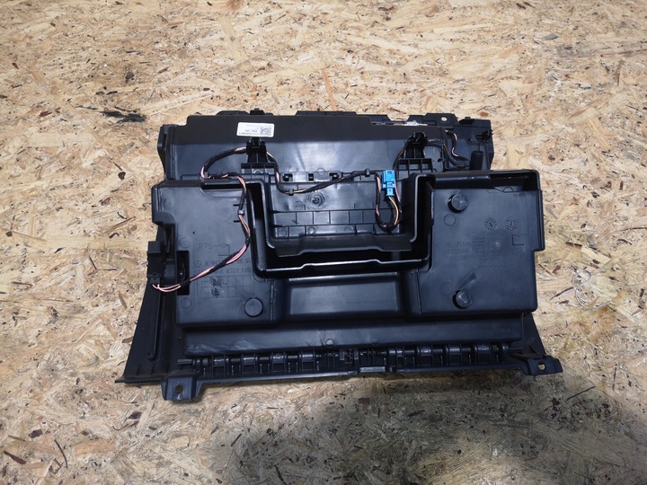 фото №5, Mercedes v-klasa w447 vito бардачок пассажира кожа a4476800891