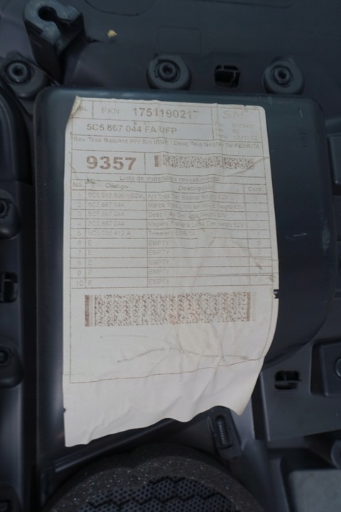 фото №7, Vw beetle 5c обивка боковина правые зад