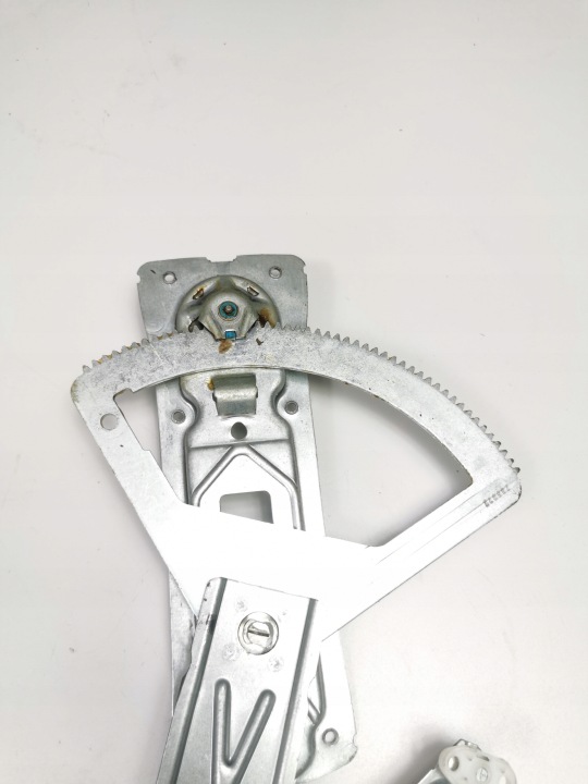 фото №8, Підйомник вікна передніх двері правих opel corsa b oem номер 140230 90388862
