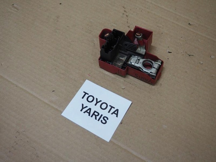 фото №4, Клема плюсова з запобіжниками toyota yaris ii