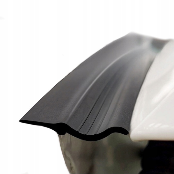 фото №10, Прокладка стрічка планка do кришки скла багажника авто samoprzylepna 1,6m