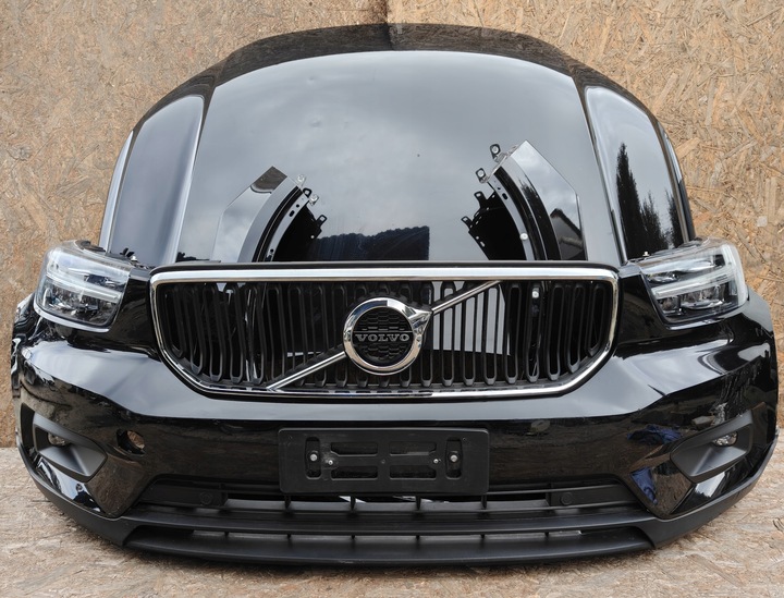 фото №1, Комплектний перед volvo xc40 2.0 d3 d4 автомат midled капот крило бампер