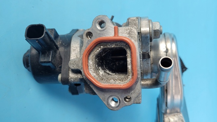 фото №9, Toyota rav4 v 19r радиаторов 25680-24010 клапан egr 25620-24050