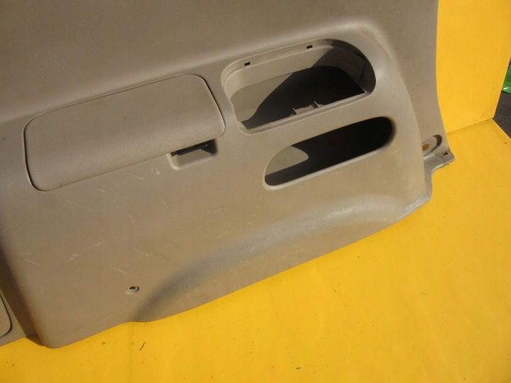 фото №10, Toyota sequoia 2001 боковина защита багажника зад