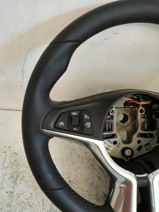 фото №11, Руль мультифункция кожа 13357746 opel adam